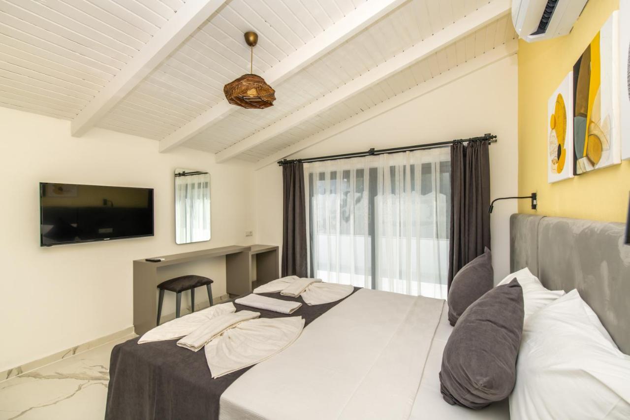 Leonis Hotel คาช ภายนอก รูปภาพ