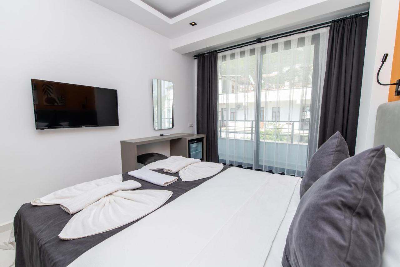 Leonis Hotel คาช ภายนอก รูปภาพ