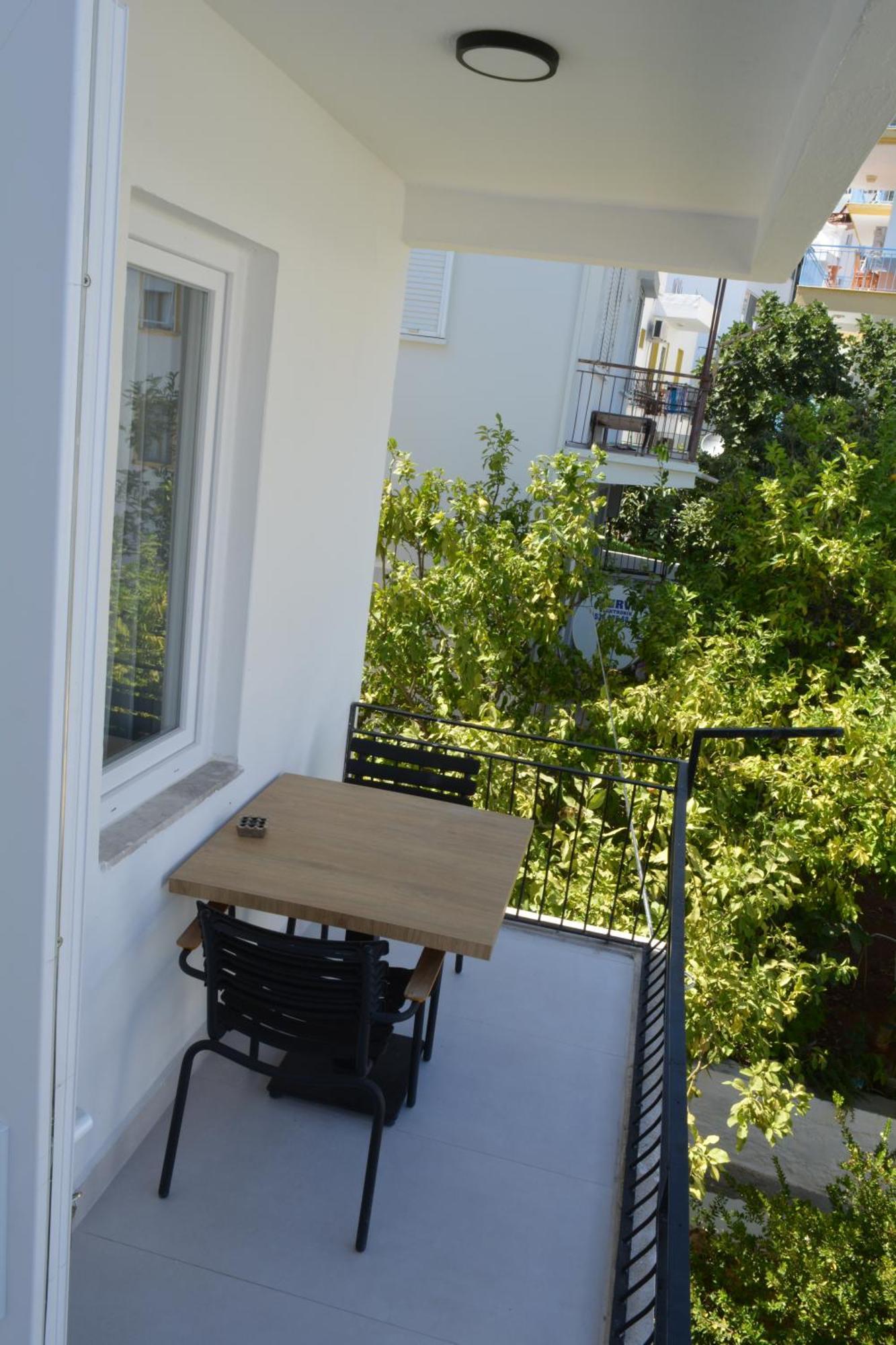 Leonis Hotel คาช ภายนอก รูปภาพ